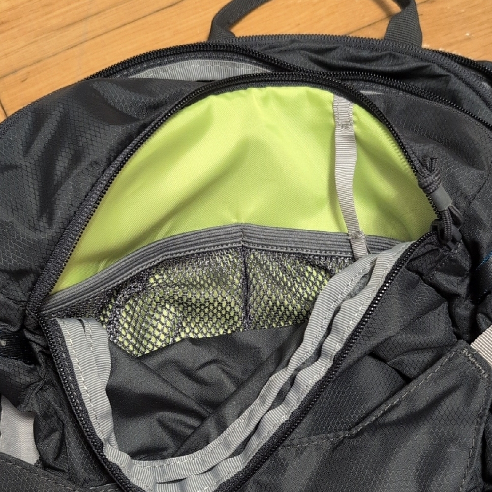 CamelBak Rimrunner 22 Backpack - Picture 5 of 5